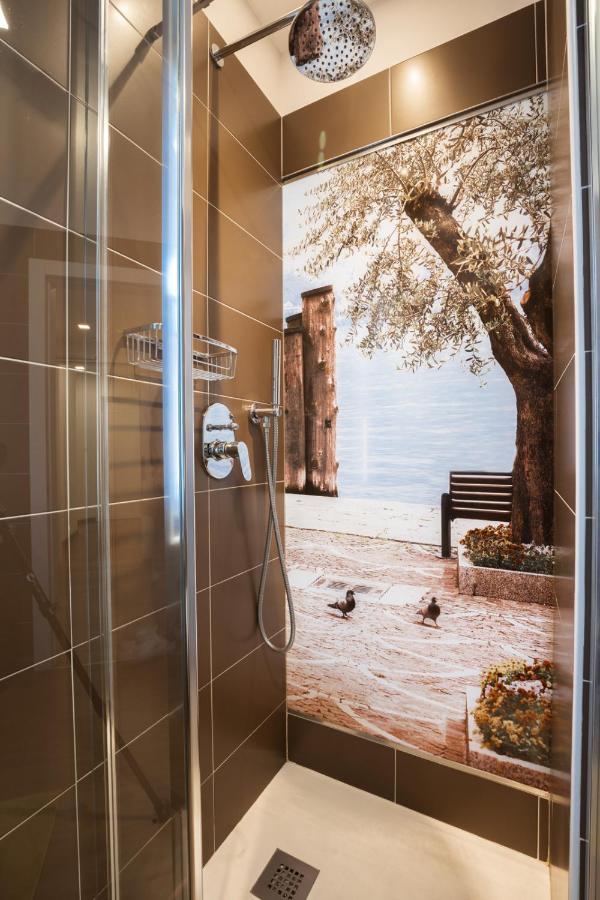 Hotel Rolly Riva del Garda Exterior foto